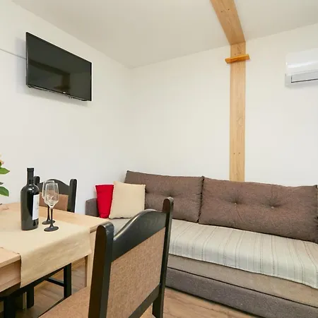 Mobile Homes Village Mungos Mljet Camping *