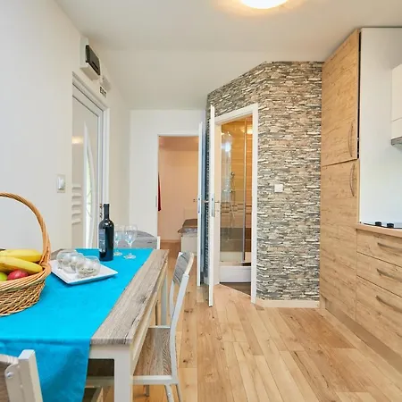 Mobile Homes Village Mungos Mljet Camping Babino Polje