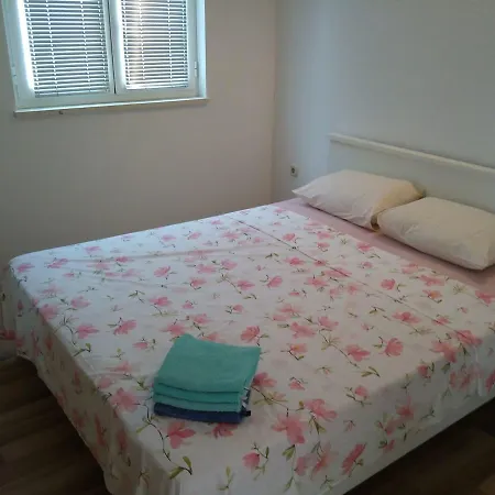 Camping Mobile Homes Village Mungos Mljet