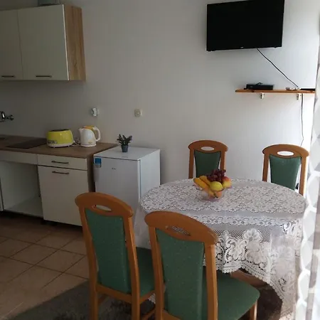 Camping Mobile Homes Village Mungos Mljet *