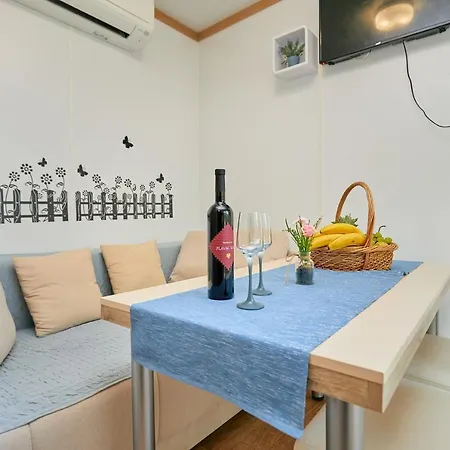 Mobile Homes Village 