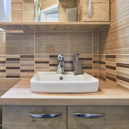 Mobile Homes Village 