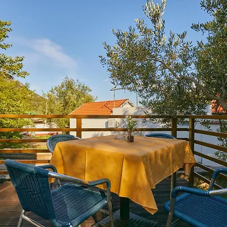 Campeggio Mobile Homes Village 