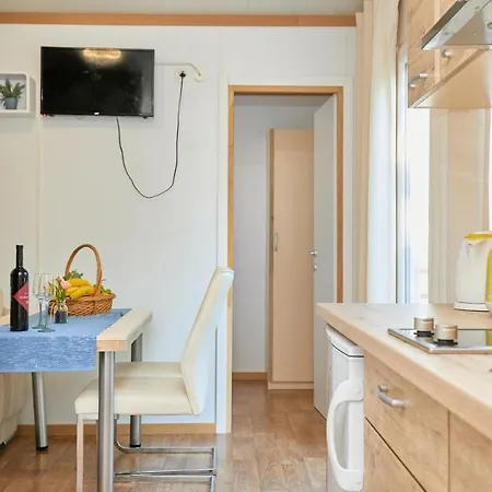 Campsite Mobile Homes Village 