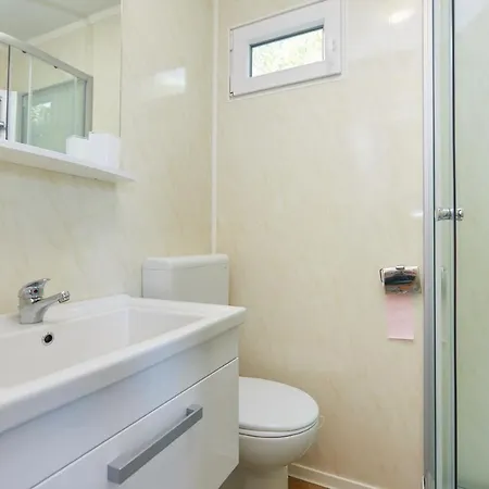 Mobile Homes Village 