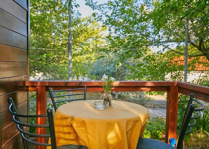 Camping Mobile Homes Village 