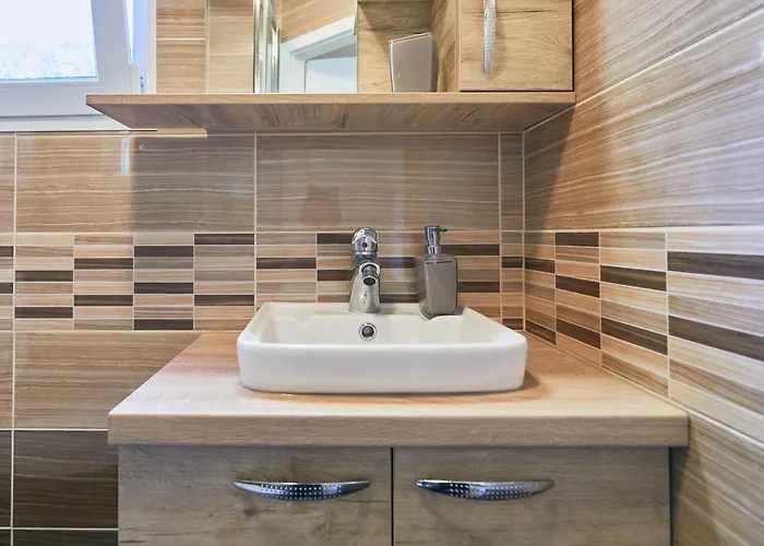 Mobile Homes Village 