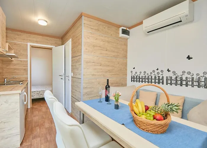 Mobile Homes Village 