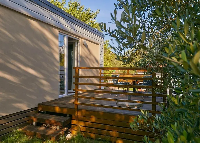 Camping Mobile Homes Village 