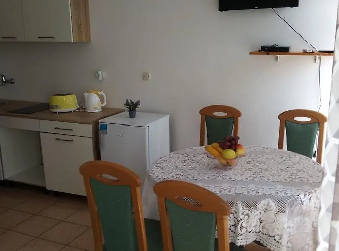 Campeggio Mobile Homes Village 